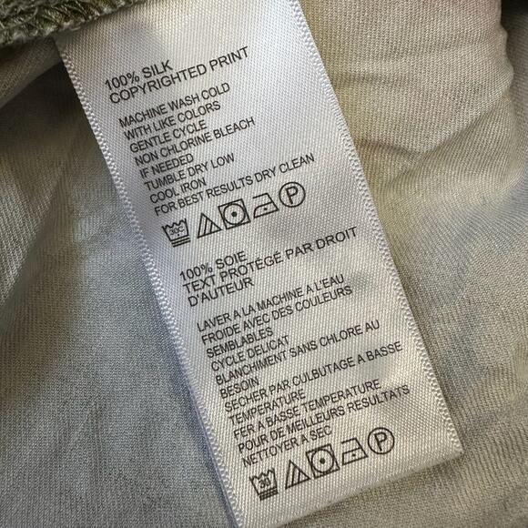 TOMMY BAHAMA Camp Shirt Multicolor Floral Silk SS Hawaiian Tropical - Picture 7 of 8